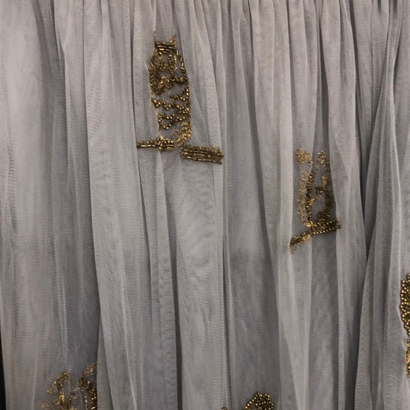 Short tulle designed skirt! - Picture 2 of 3